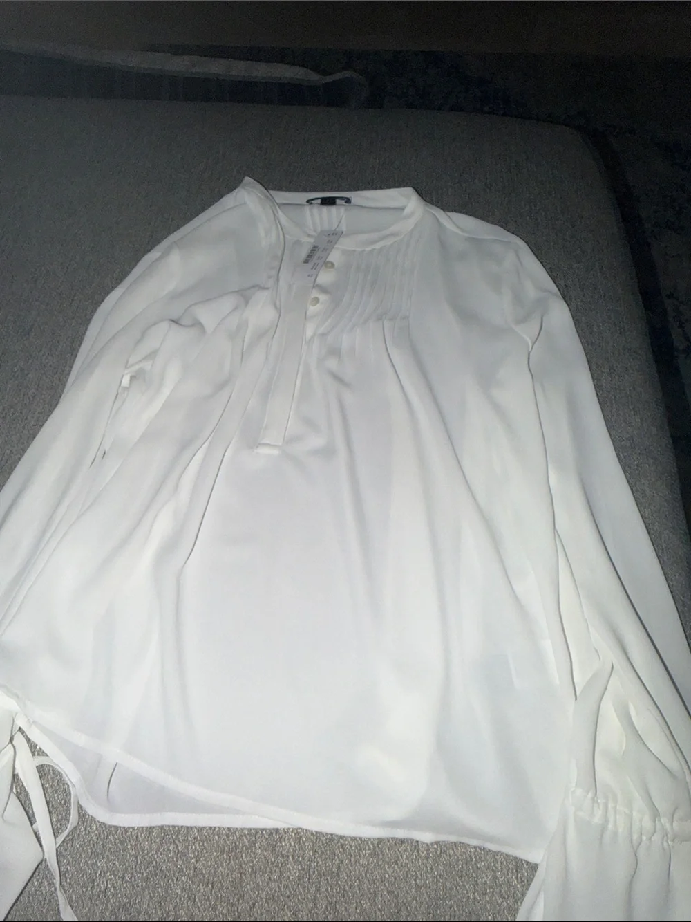 NWT J.Crew Women’s Pintuck Tie-Sleeve Ivory Blouse Medium
